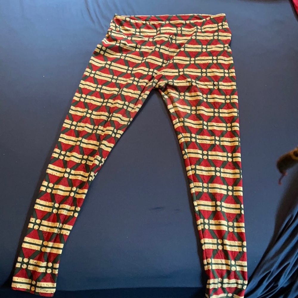 Lularoe Santa hat leggings